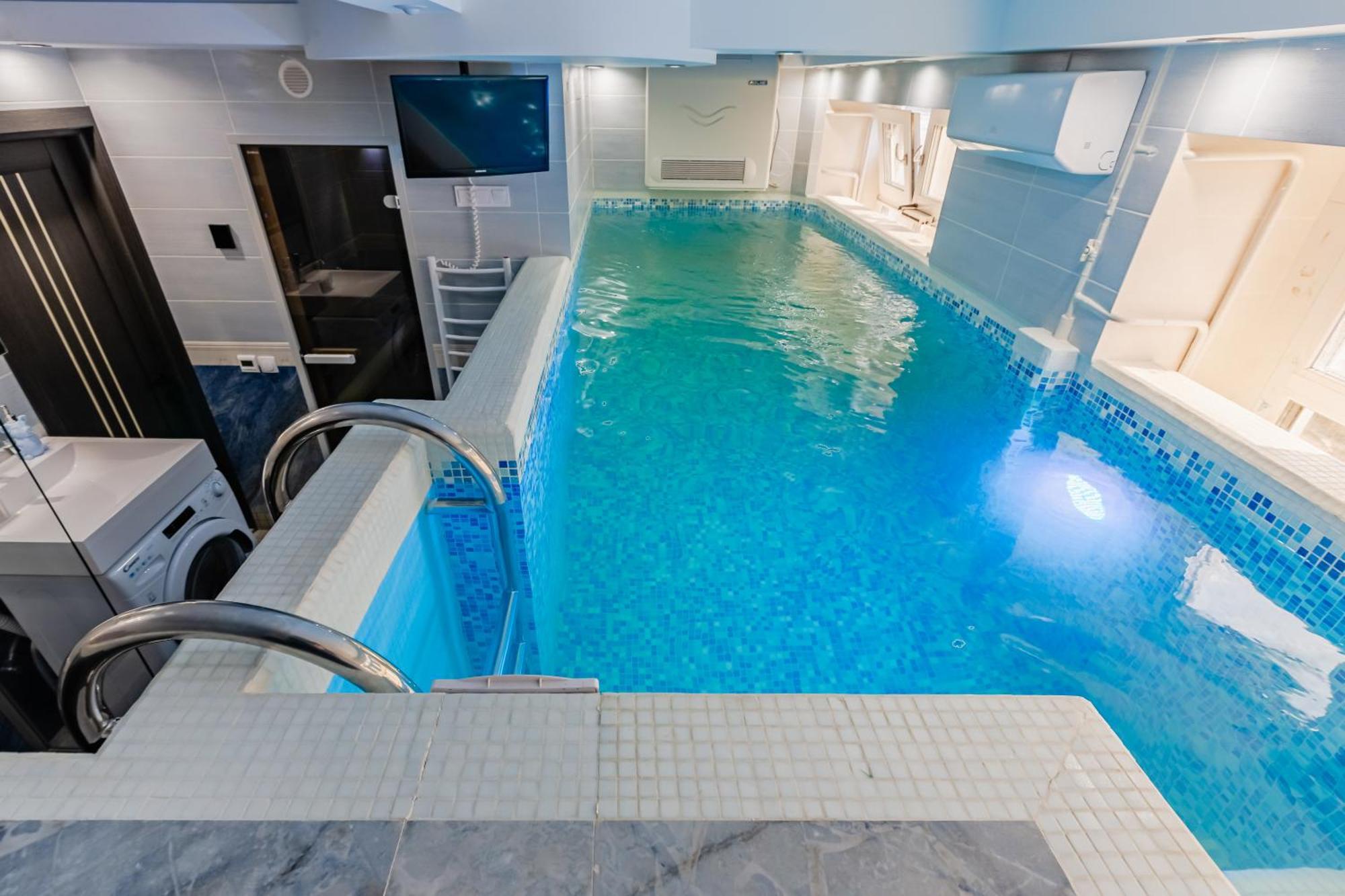 Luxury Apartment With Pool And Hammam Kiev Eksteriør bilde